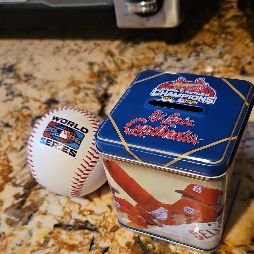 Rawlings 2006 St. Louis Cardinals World Series Baseball and Tin Set